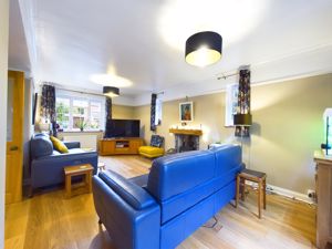 LOUNGE- click for photo gallery